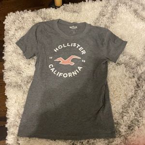 Hollister T-shirt